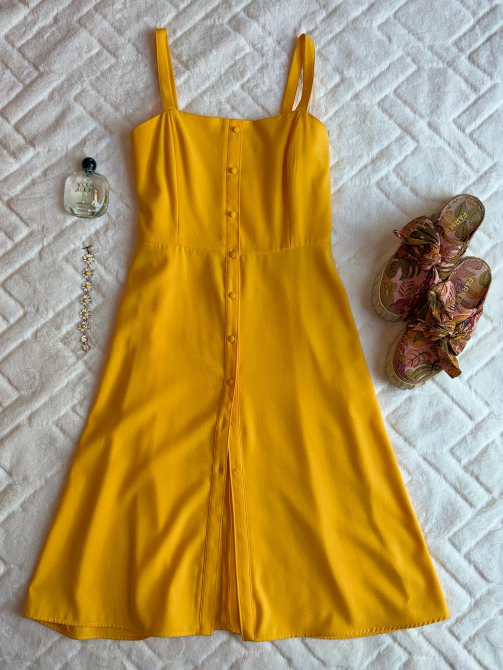 Gianni Bini Yellow Button-Up Midi Dress
